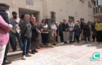 Vecinos afectados en una de las asambleas celebradas en el barrio