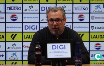 El técnico cadista comparece tras el choque ante el cuadro costasoleño