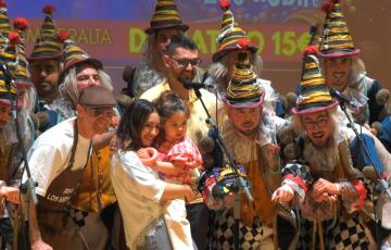 El mundo del Carnaval se une en torno a 'Gabriella, mi pequeña guerrera'.
