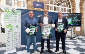 Autoridades y organizadores durante el acto de presentación de la cita de este jueves en Diputación