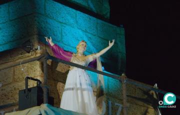 La cantante Pasión Vega interpretando la pieza ‘Foedus’.