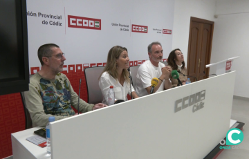 Intervención durante la rueda de prensa con la presencia de los distintos representantes sindicales