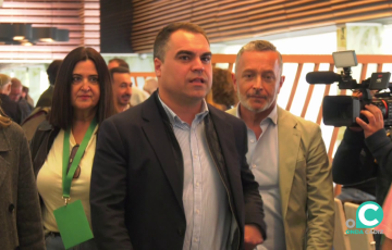 Cornejo a su llegada esta tarde al Parador Atlántico 