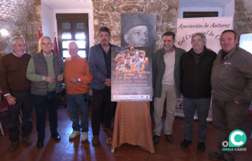 Organizadores y autoridades tras el acto celebrado este martes en el Peña Paco Alba