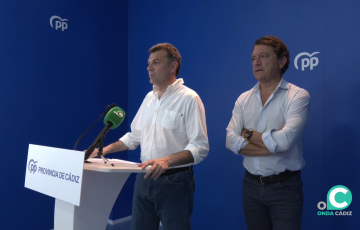 El presidente provincial del PP durante la rueda de prensa ante los medios este miércoles 