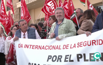 Un momento de la protesta sindical efectuada este martes en Cádiz