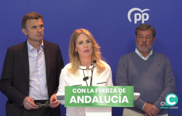 Ana Mestre con Bruno García y Alfonso Candón en rueda de prensa.