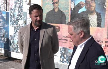 Óscar Torres y José Javier Macías en los terrenos donde esta proyectado los nuevos equipamientos