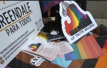 Los miembros de los colectivos se han acercado a los ciudadanos para concienciar de la discriminación que sufren