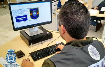 Agente de la Polcía Nacional en una imagen de archivo