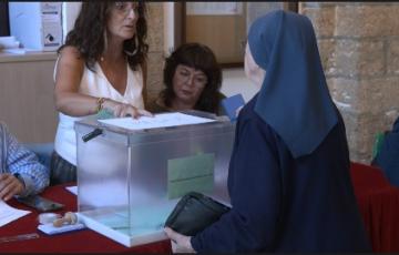 Todas las mesas han sido constituidas en una hora y se han abierto los colegios a la hora prevista