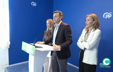 El presidente provincial del PP durante su intervención este lunes en rueda de prensa