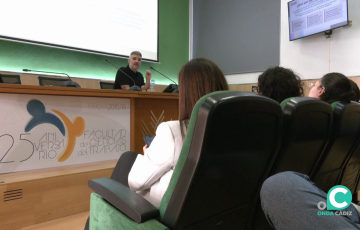 El acto se celebró en la Facultad de Ciencias del Trabajo 