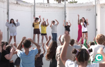 Algunas coreografías participativas animaron la actividad