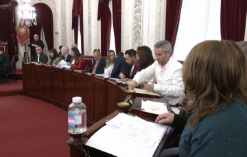Grupo municipal de AIG durante un pleno en una imagen de archivo