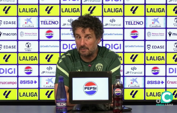 El entrenador vasco responde a las preguntas de los medios este viernes