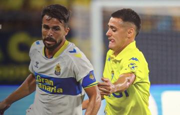 Izeta y Kirian en una acción del encuentro (Foto: UD Las Palmas)