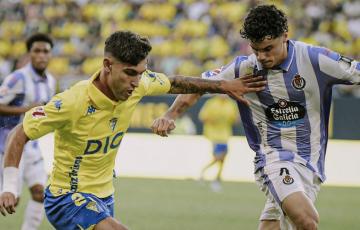 Borja Vázquez en una acción del partido (Foto: Cádiz CF)