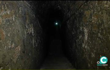 Interior de las Cuevas de María Moco