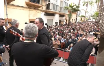 El Ayuntamiento aumenta las subvenciones para realizar actividades de fiestas y Carnaval en 2027.