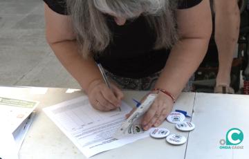 La recogida de firmas ha comenzado este martes.