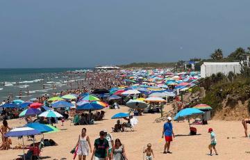 Imagen de archivo de una playa de la localidad gaditana