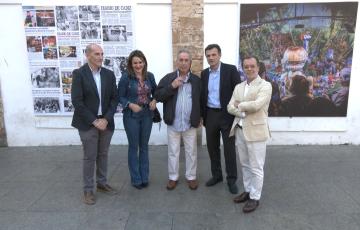 La historia de los Tosantos en la fachada del Mercado