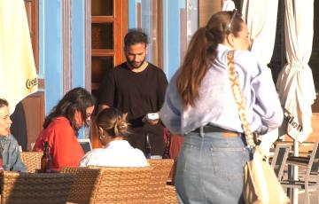 Una de las terrazas del paseo marítimo de la ciudad.
