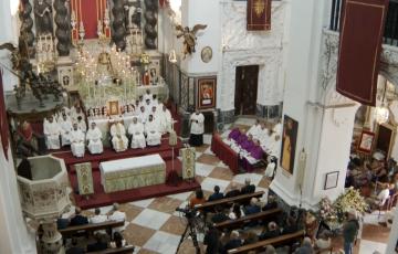 Imagen de la Misa Pontifical en la Iglesia del Convento de Santo Domingo