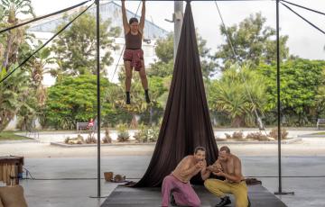 La calle se convirtió en la jornada del sábado en protagonista de este festival de teatro