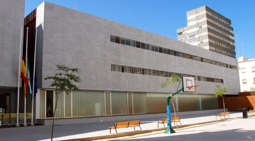El CEIP Reyes Católicos mejora su accesibilidad para adaptarse a una nueva alumna con discapacidad visual | Onda Cádiz RTV