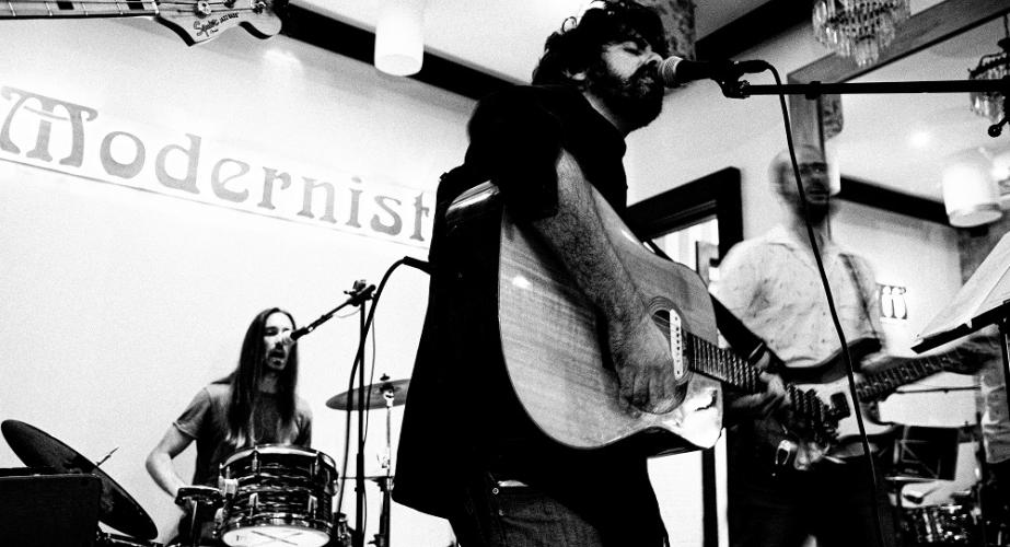 Jesús albarrán. a boy walking: bob dylan y el folk revival de los sesenta