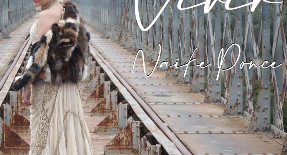 Naike ponce "vivir"