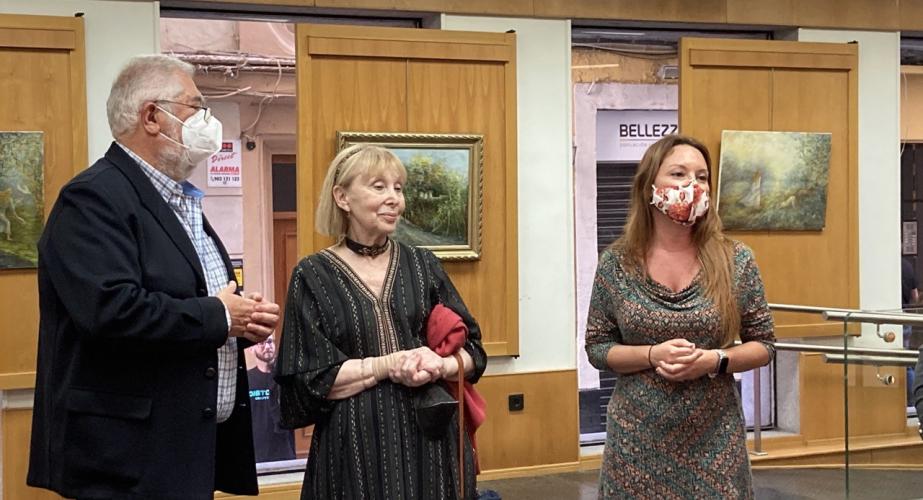 Exposición benéfica de maría dolores friazza a favor de manos unidas
