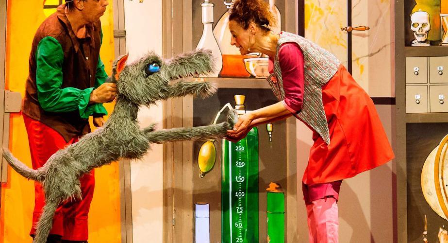 Teatro mutis: "las aventuras de la intrépida valentina"