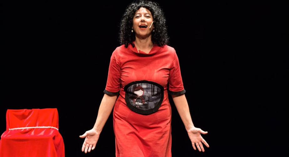 Eugenia manzanera presenta "uno, dos ovarios cuentos"
