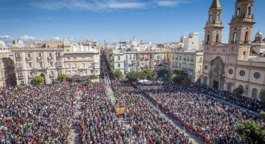 Procesión magna cádiz 2022
