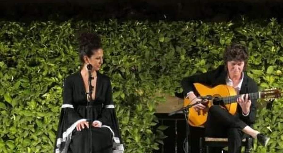 Inma la carbonera y antonia jiménez presenta “a gaya”