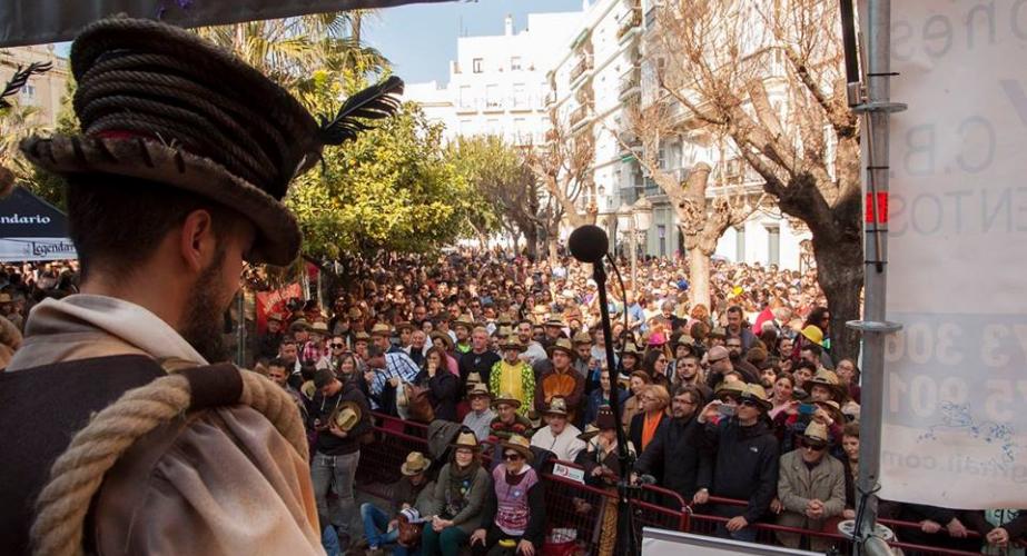 Actuaciones de carnaval en el tablao de la plaza candelaria. concursos peña la estrella