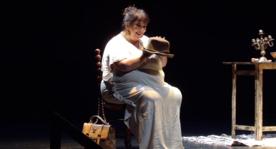 Zía. la malavitta: "fragmentos de una mujer rota" (medea descarnada)