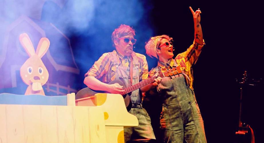 Dubbi kids. "pipo pat, el patito feo"