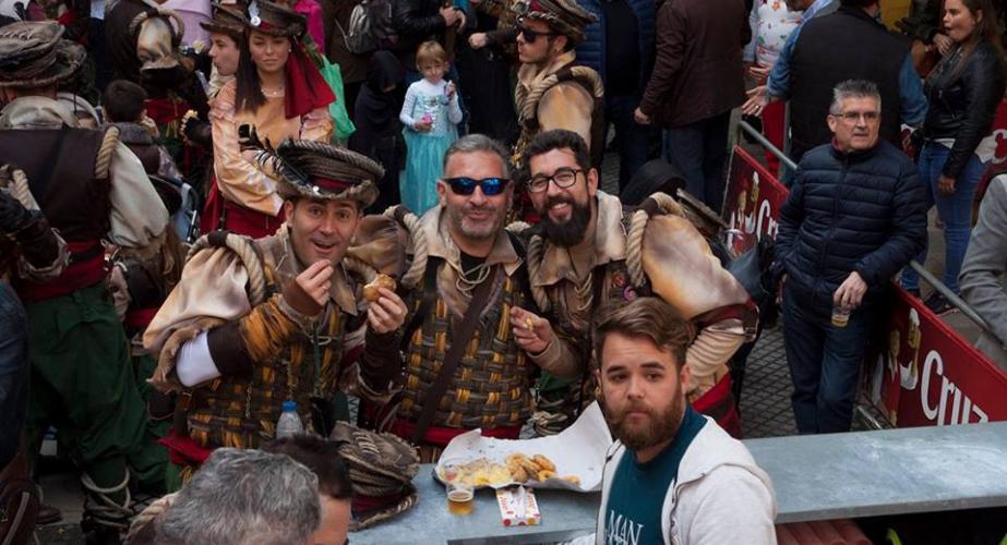 "comer por la cara" en el carnaval de cádiz 2024 (degustaciones gastronómicas gratuitas)