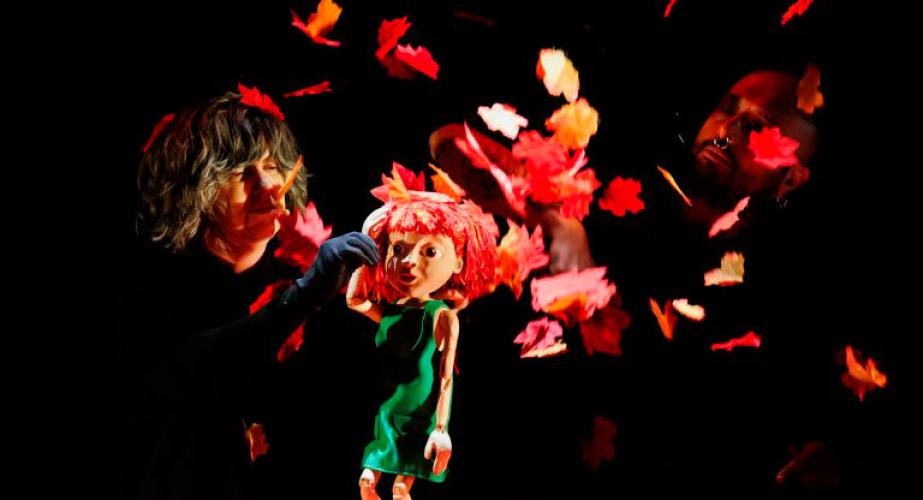 Baychimo teatro: "el árbol rojo"