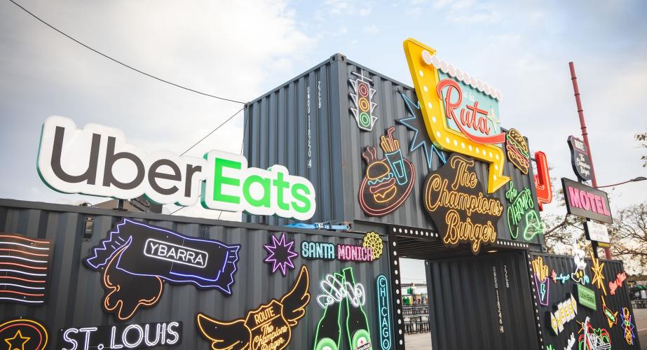 The champions burger llega por primera vez a cádiz 
