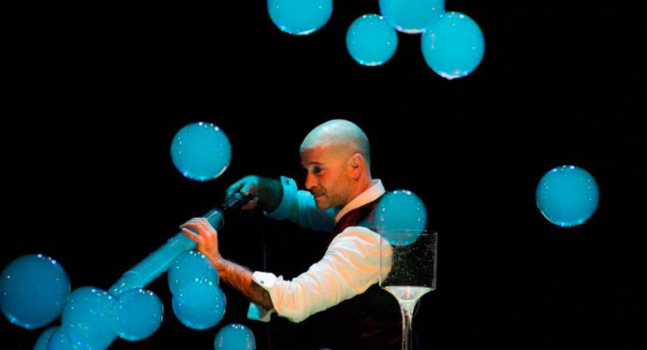Andrés kó: "bubbles show"