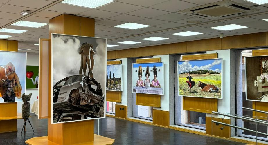 "el cuento extrapolado". esther gómez