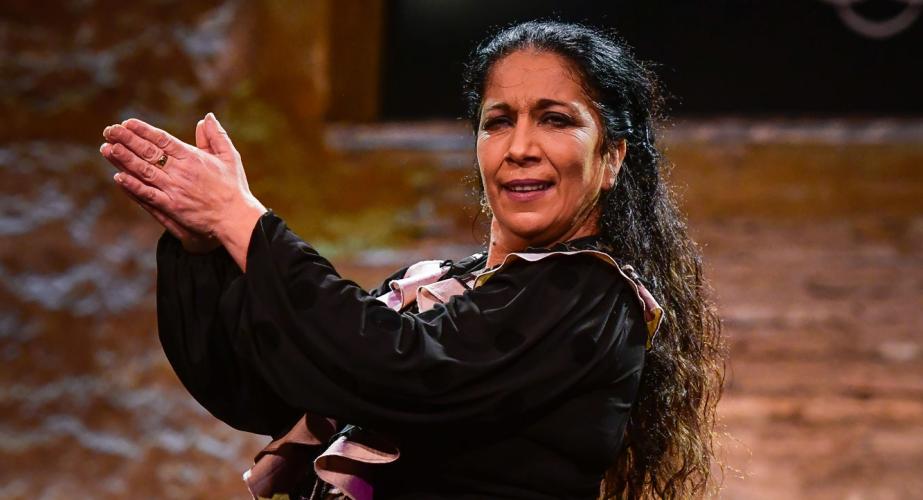 Susana gómez: "mirando a cai"