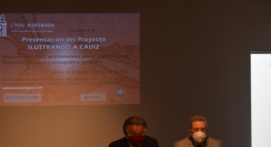 El presidente de la Asociación de Cádiz Ilustrada Antonio Ramos con Miguel García durante la presentación.