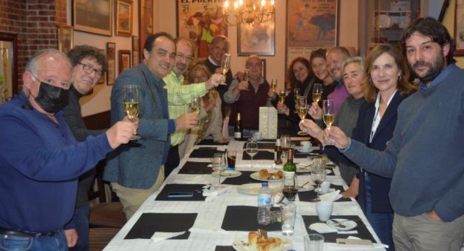 Oscar Lobato, Pedro Ingelmo, David Fernández, Fernando Santiago, Inmaculada Macias, Pelayo García Borbolla, Montse Barreiro, Mónica de Ramón, Juan José Téllez, Carmen Morillo, Lourdes Acosta y Fabián Santana.