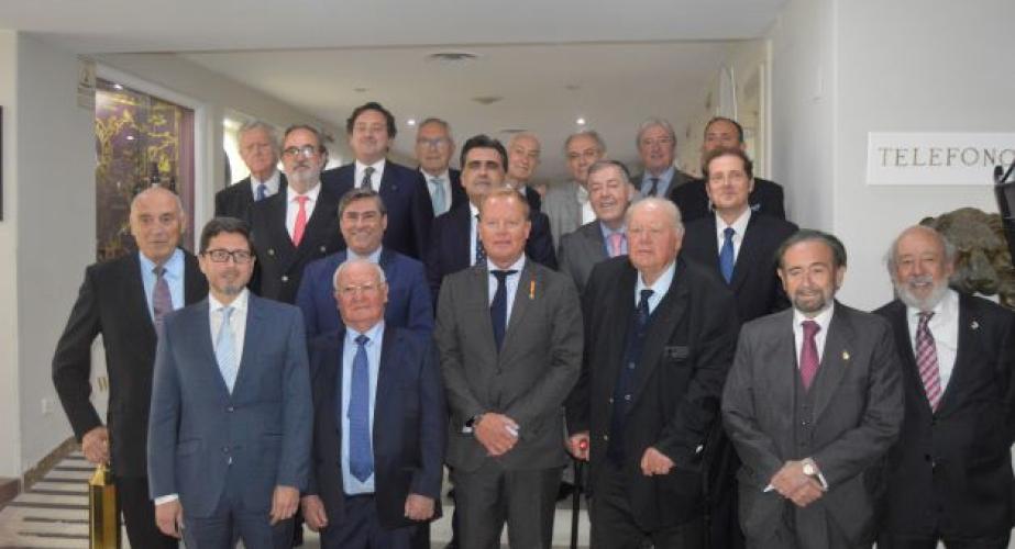  Miembros del Cuerpo Consular de la provincia de Cádiz.